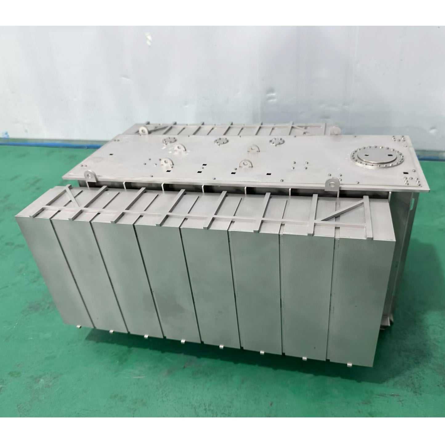 Kabolite Metal Transformer Box for 1/14 RC Hydraulic Truck Tractor Lorry Trailer Decoration Part