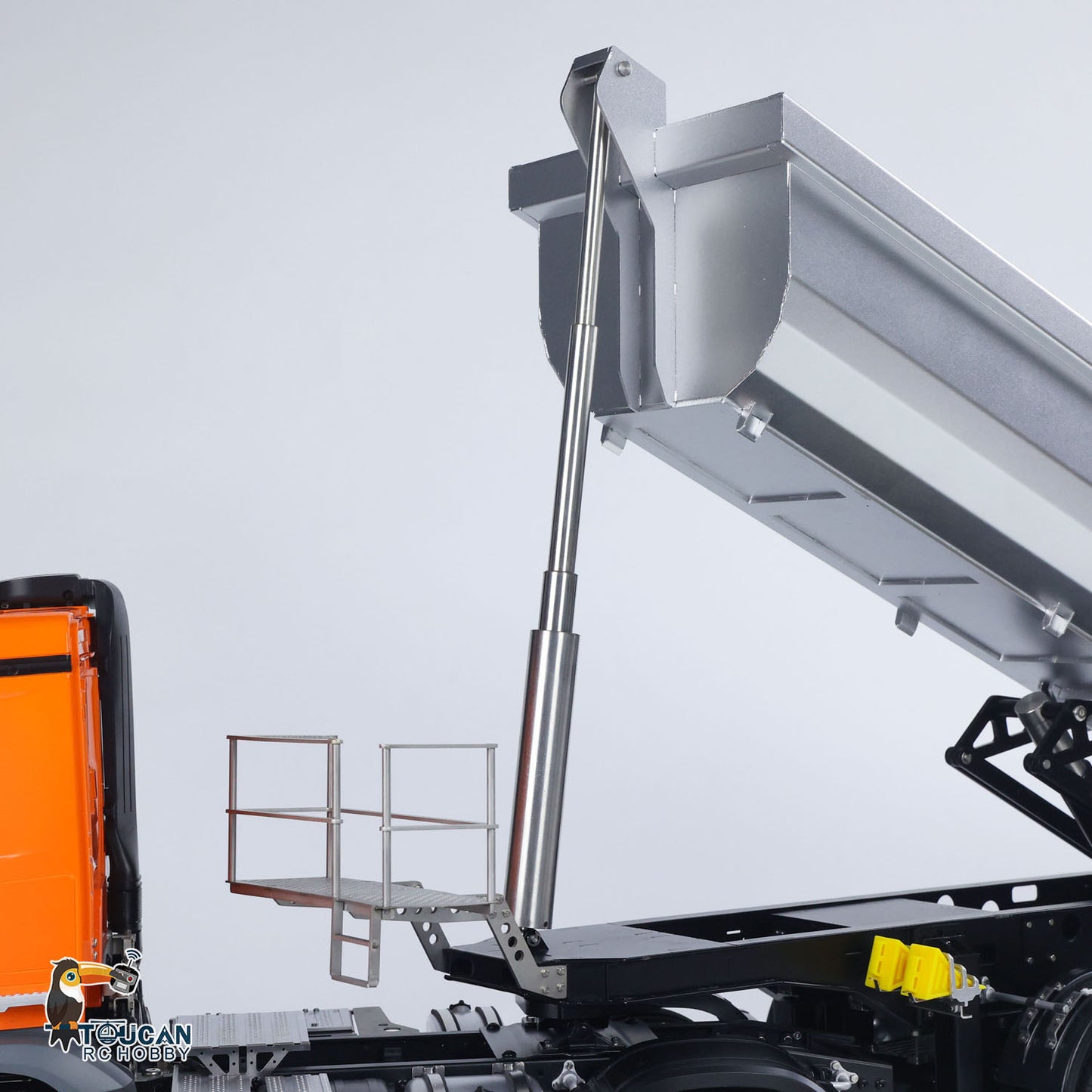 Kabolite K5801 Car 1/14 Scale 4X4 RC Tractor Truck 3Axles AWD W/ Electric Lifting Hopper Dump Trailer Tipper Battery