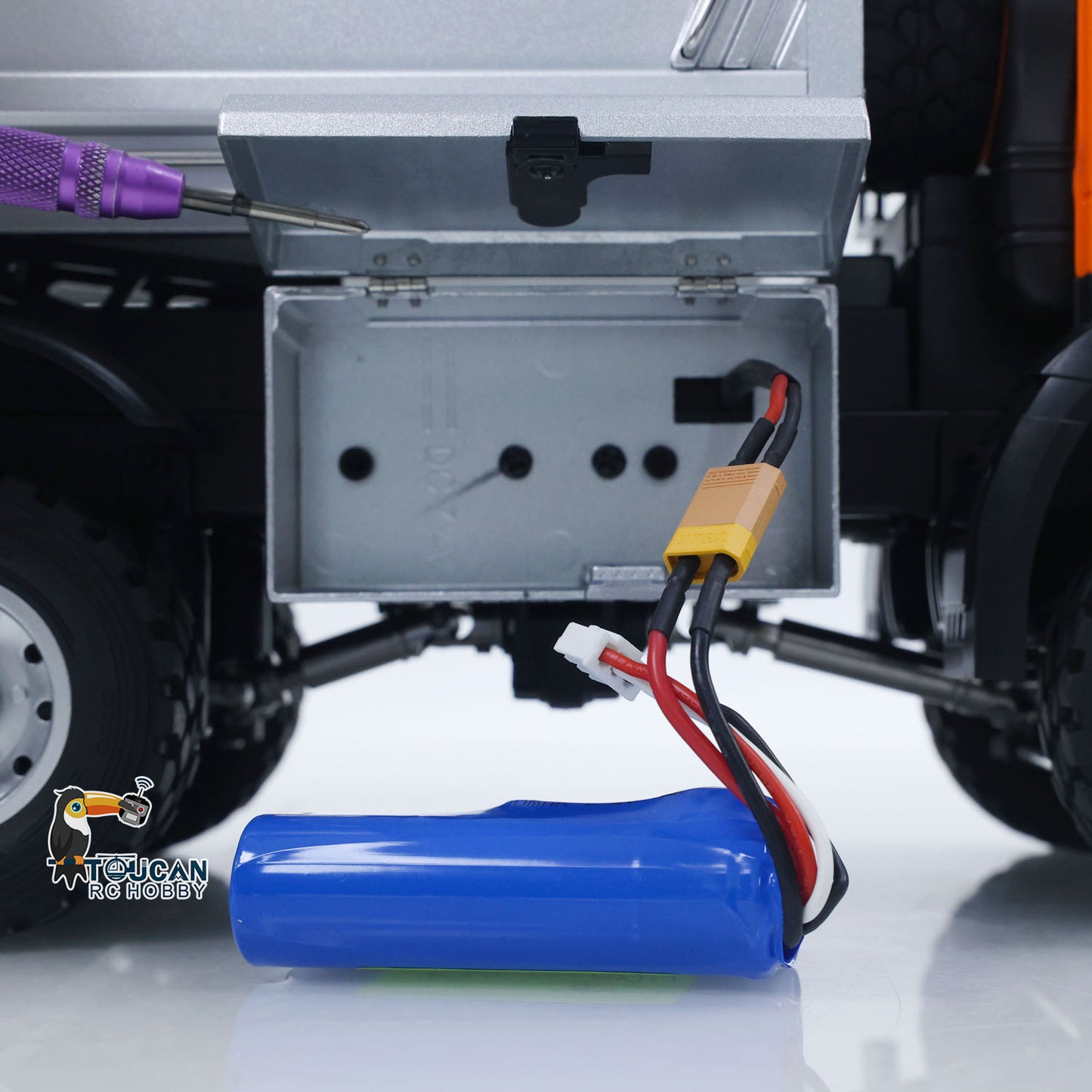 US Stock 1/14 HUINA 1598 2.4G Remote Control Dumper 6*6 Engineering Transport Vehicle Lifting Rod Tipper Car Light Sound Battery Toys