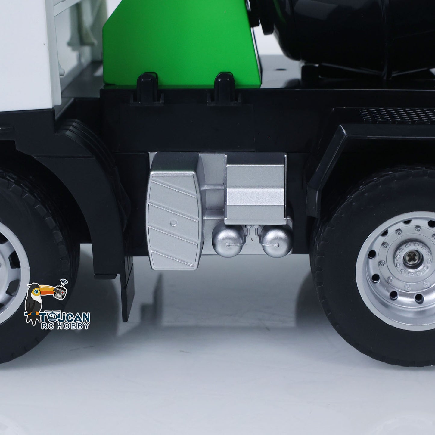 HUINA 1/18 1557 9CH RC Concrete Car Mixer Truck Model 2.4G Remote Control Tractor Toy Gift