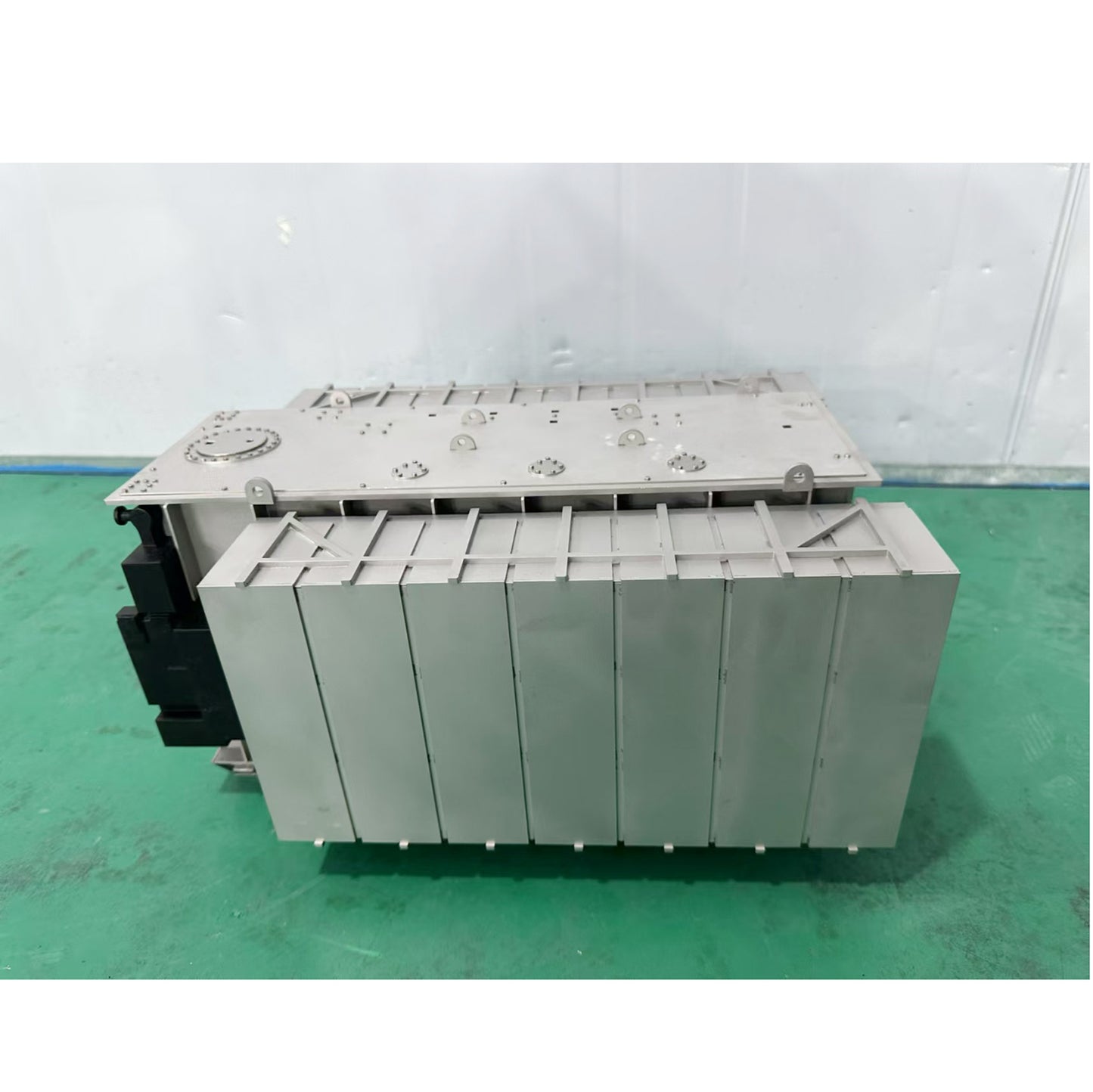 Kabolite Metal Transformer Box for 1/14 RC Hydraulic Truck Tractor Lorry Trailer Decoration Part