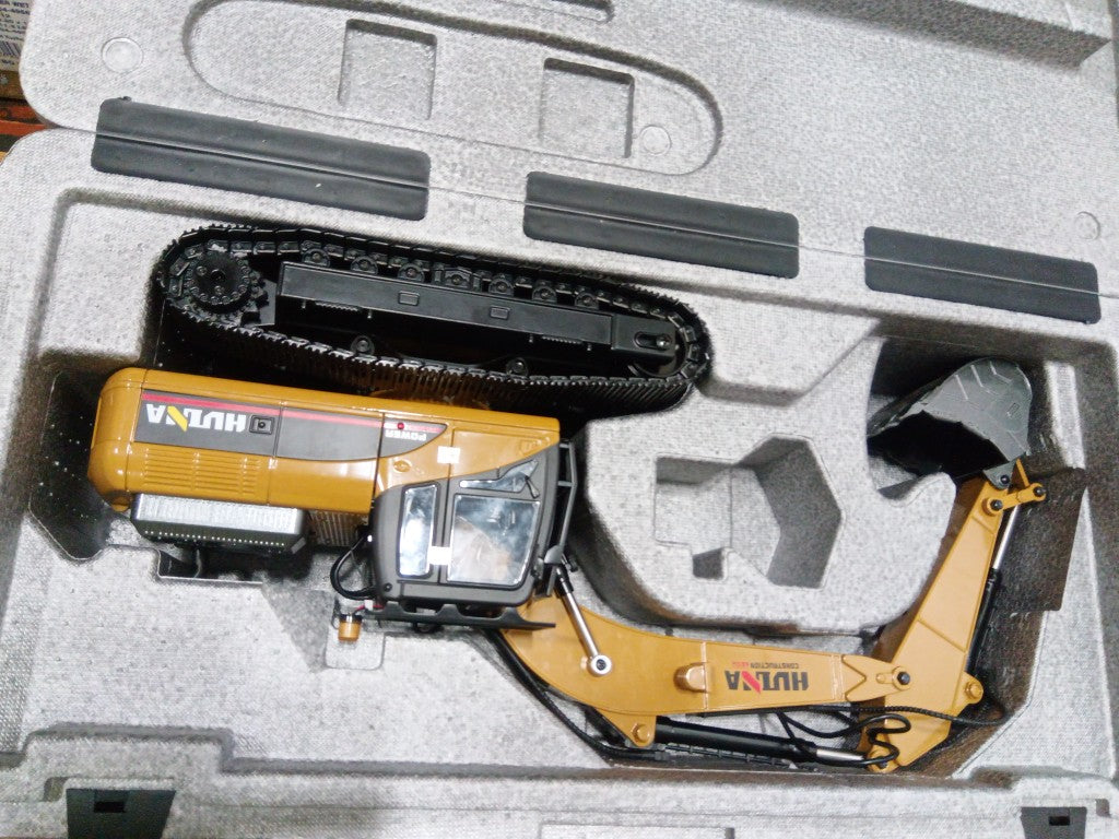 Fast Free Shipping Second Hand US Stock HUINA New Upgrade 580 1/14 Metal Excavator Model Engineering Vehicle Electric Ball Grabber 360 Rotating Shear Claw Sound Lights