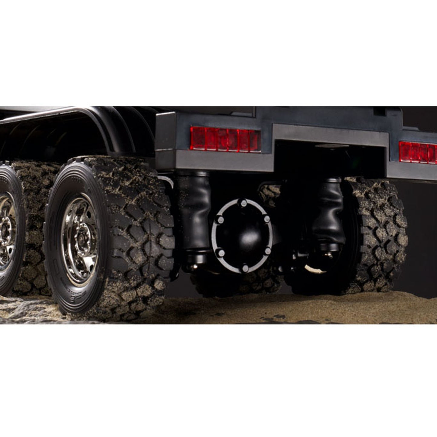 1/14 HUINA 1598 2.4G Remote Control Dumper 6x6 Engineering Transport Vehicle Lifting Rod Tipper Car Light Sound Battery Toys