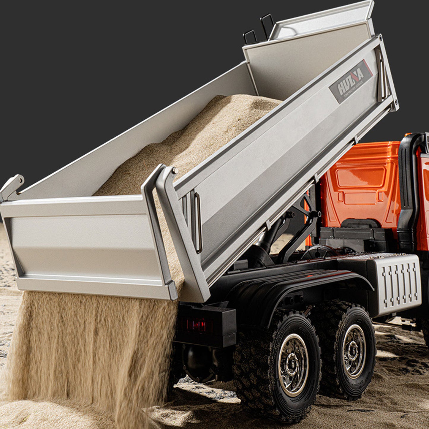 1/14 HUINA 1598 2.4G Remote Control Dumper 6¡Á6 Engineering Transport Vehicle Lifting Rod Tipper Car Light Sound Battery Toys