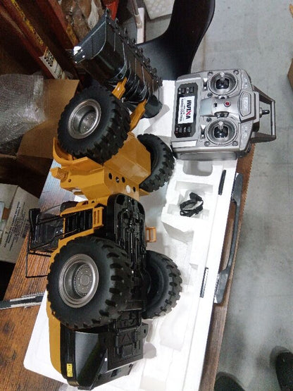 Fast Free Shipping Second Hand US Stock HUINA 1/14 1583 Electric Lifting RC Loader Lights Sound for Construction Vehicle Enthusiast