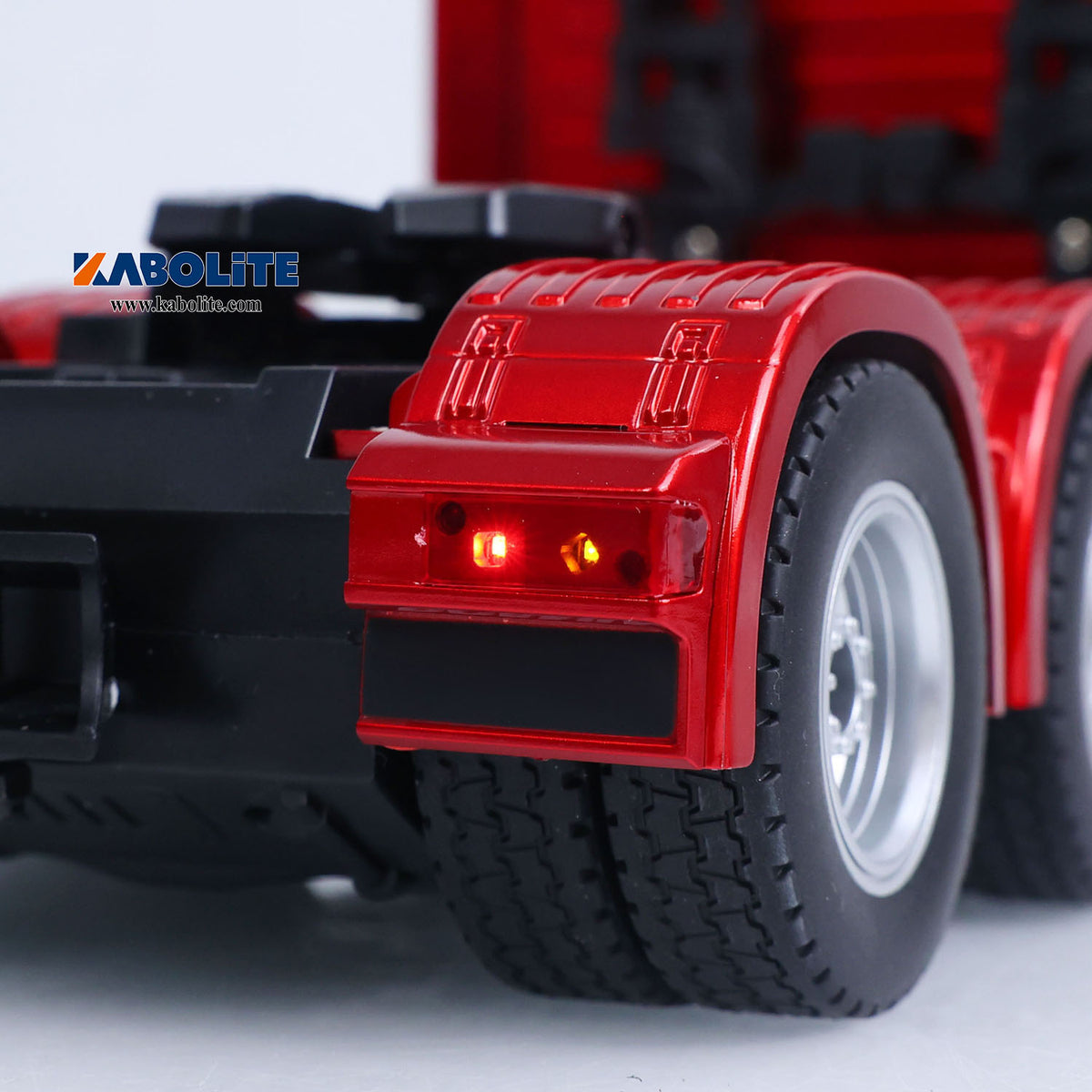 US Stock HUINA 1302A 1/24 Remote Control RTR Tractor Truck 770S W/ Light Sound System Manual Support Legs Tail Board 3Axle Semi Flatbed Trailer