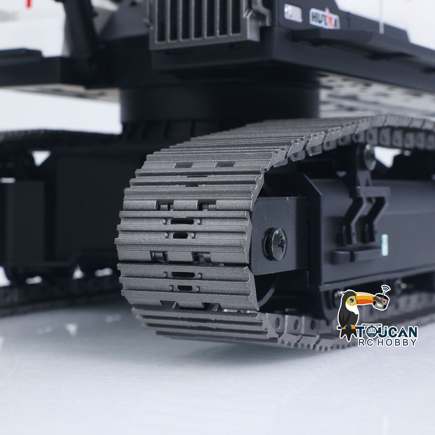 1/14 HUINA RC Metal Excavator Model Toys 1594 Radio Light Battery 22CH Sound Wooden Claw Ball Claw