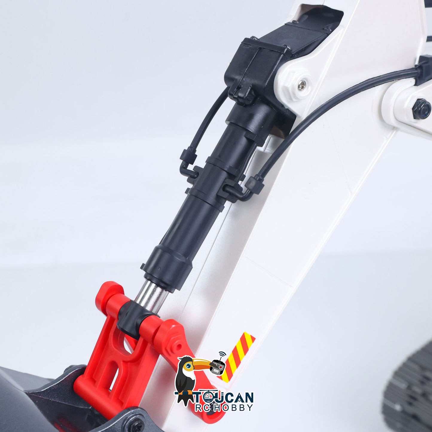 1/14 HUINA RC Metal Excavator Model Toys 1594 Radio Light Battery 22CH Sound Wooden Claw Ball Claw