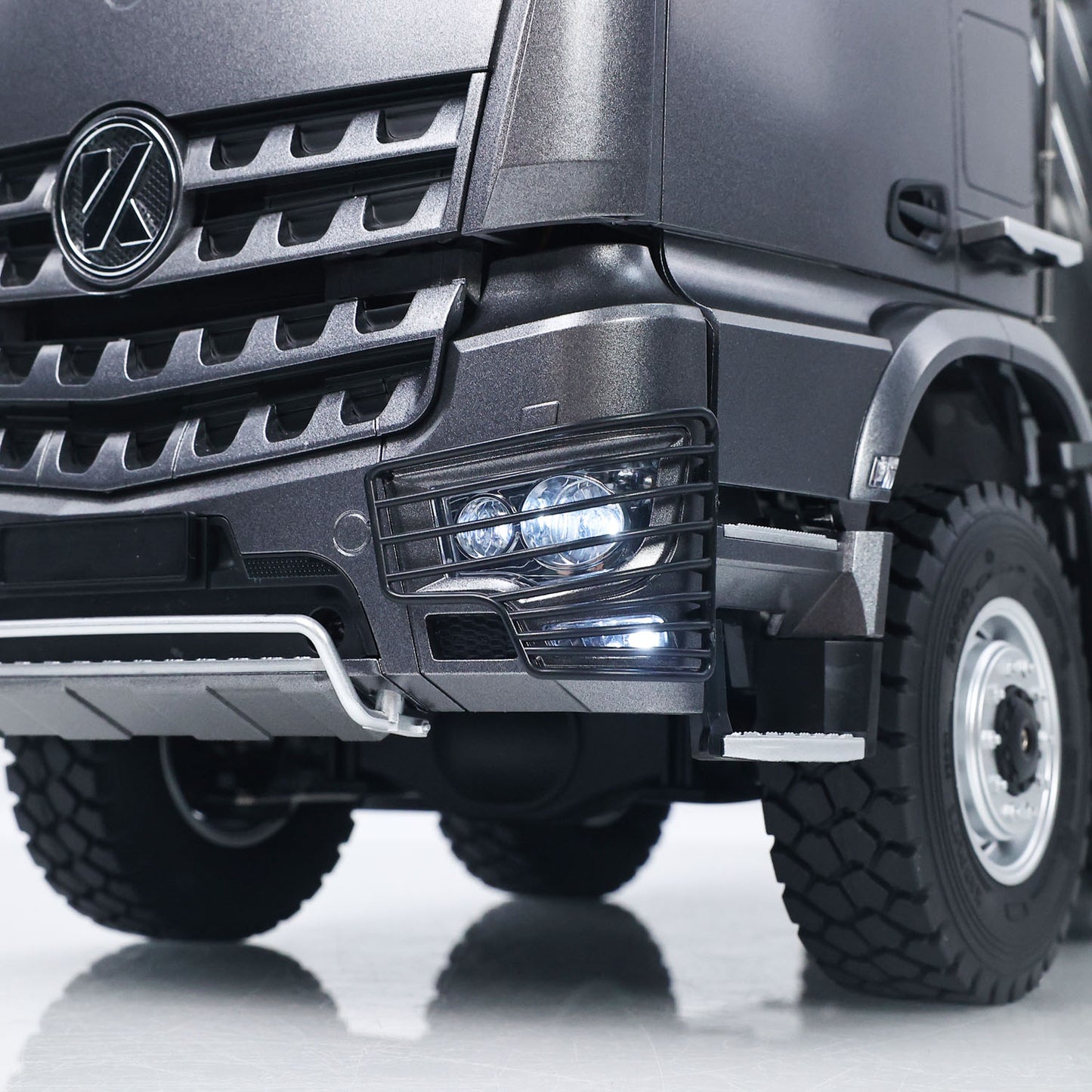 Fast Free Shipping for EU Kabolite 8X8 1/14 K5703 RC Dump Truck Electric Lifting Remote Control Tipper Model 2Speed Gearbox Lights Sound System