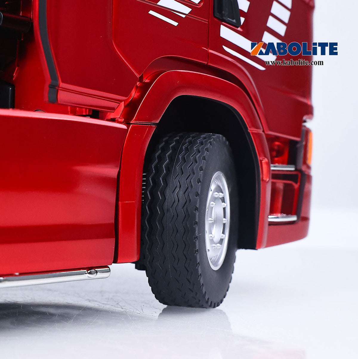 US Stock HUINA 1/18 Radio Controlled Tractor Truck 1501PRO RTR 6*4 Plastic 2.4G 19CH RC Lorry Model Light Sound System