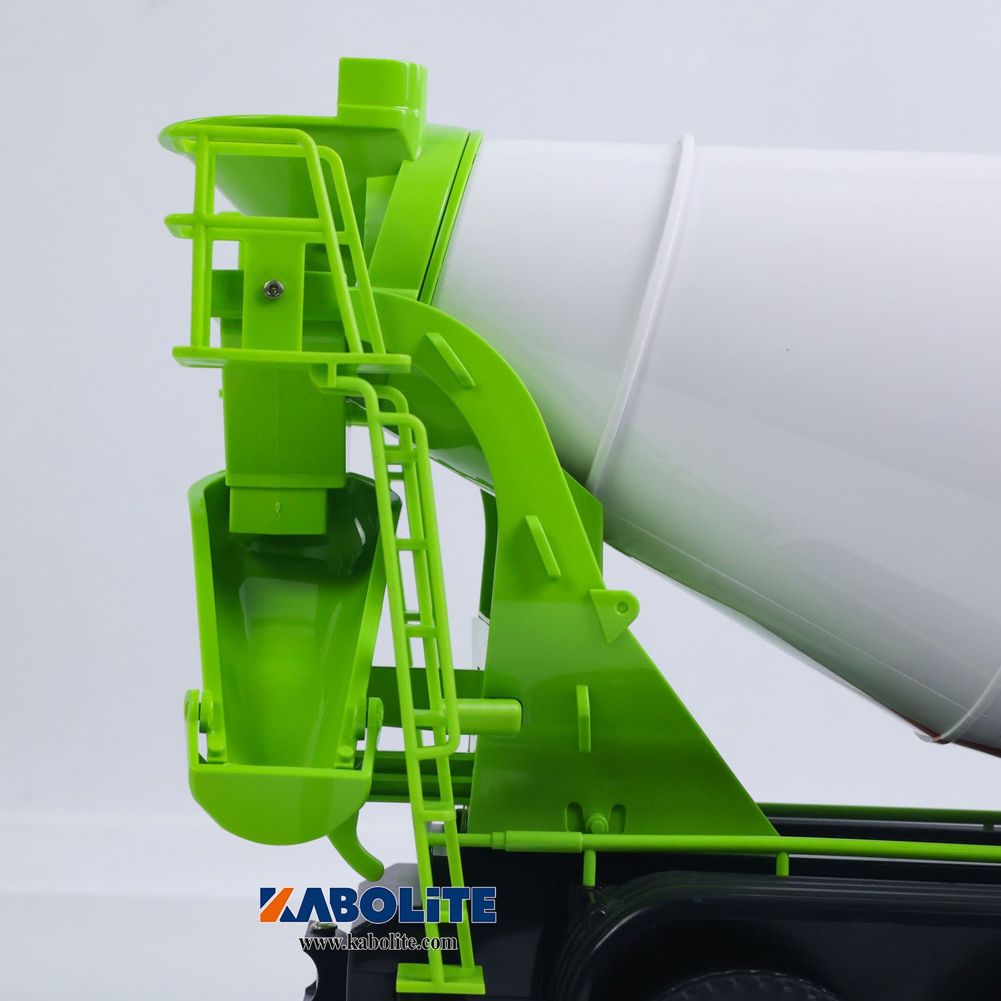 IN Stock HUINA 1537 1/14 Metal 12CH 2.4G RC Mixer Truck with Light Sound for Remote Control Construction Model Hobbyists