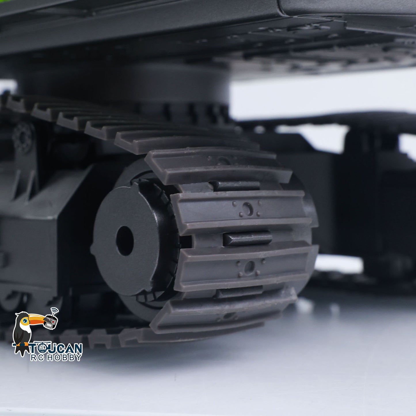 HUINA 1/14 593 Toys Model RC Excavator Car Gift Battery 2.4G Remote Control 28CH Construction Model