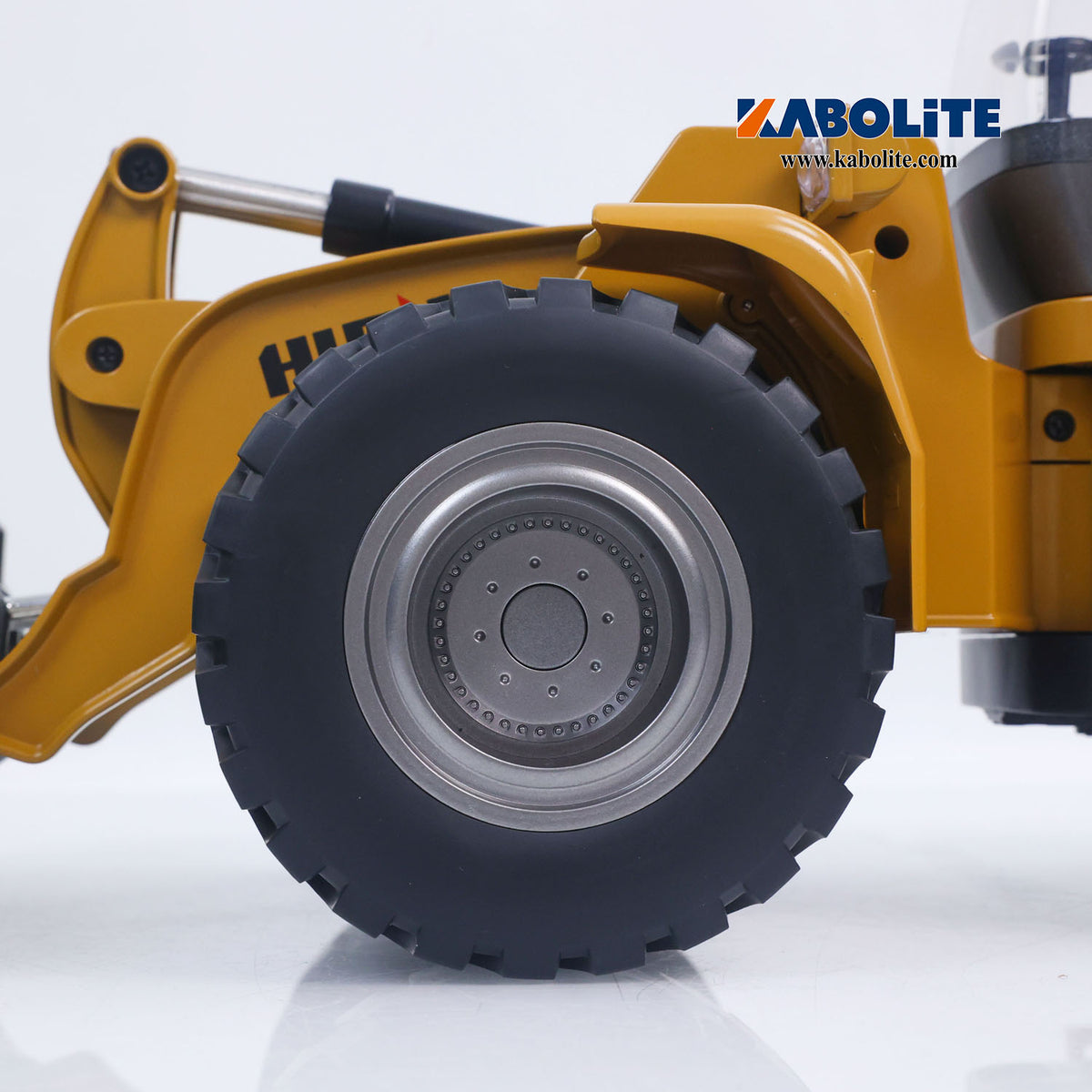 US Stock HUINA 1583 1/14 Electric RC Loader with 24CH 2.4G Radio Controller Lights Sound for RC Construction Vehicles Enthusiasts