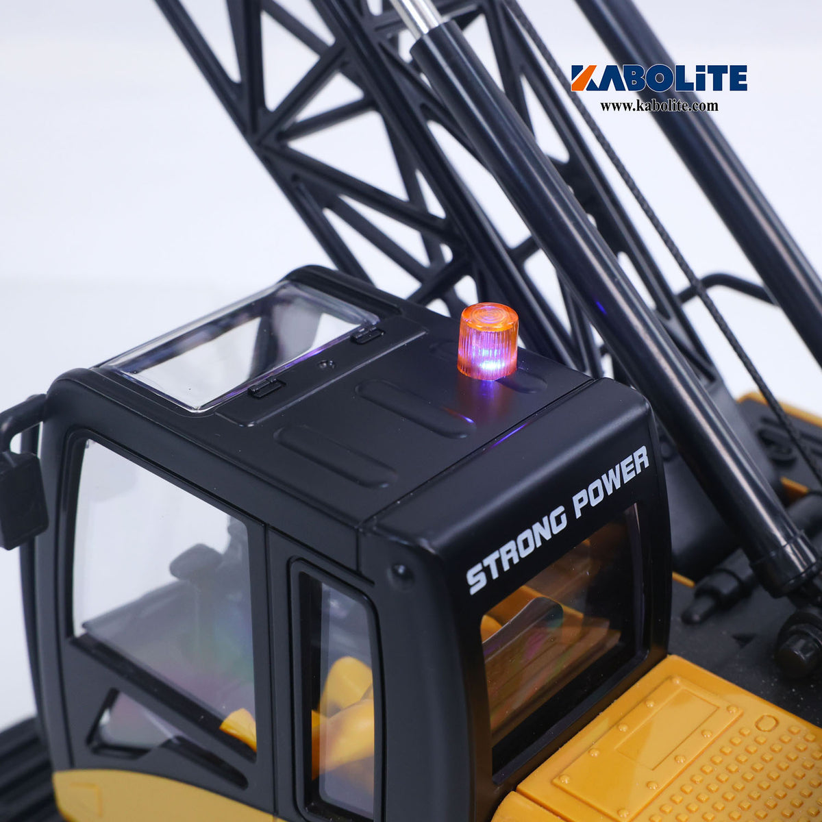 IN Stock HUINA 1572 1/14 RC Tower Crane Construction Vehicle with Light Sound 360 Degree Rotate 2.4G Remote Controller for Scale Machinery Enthusiast