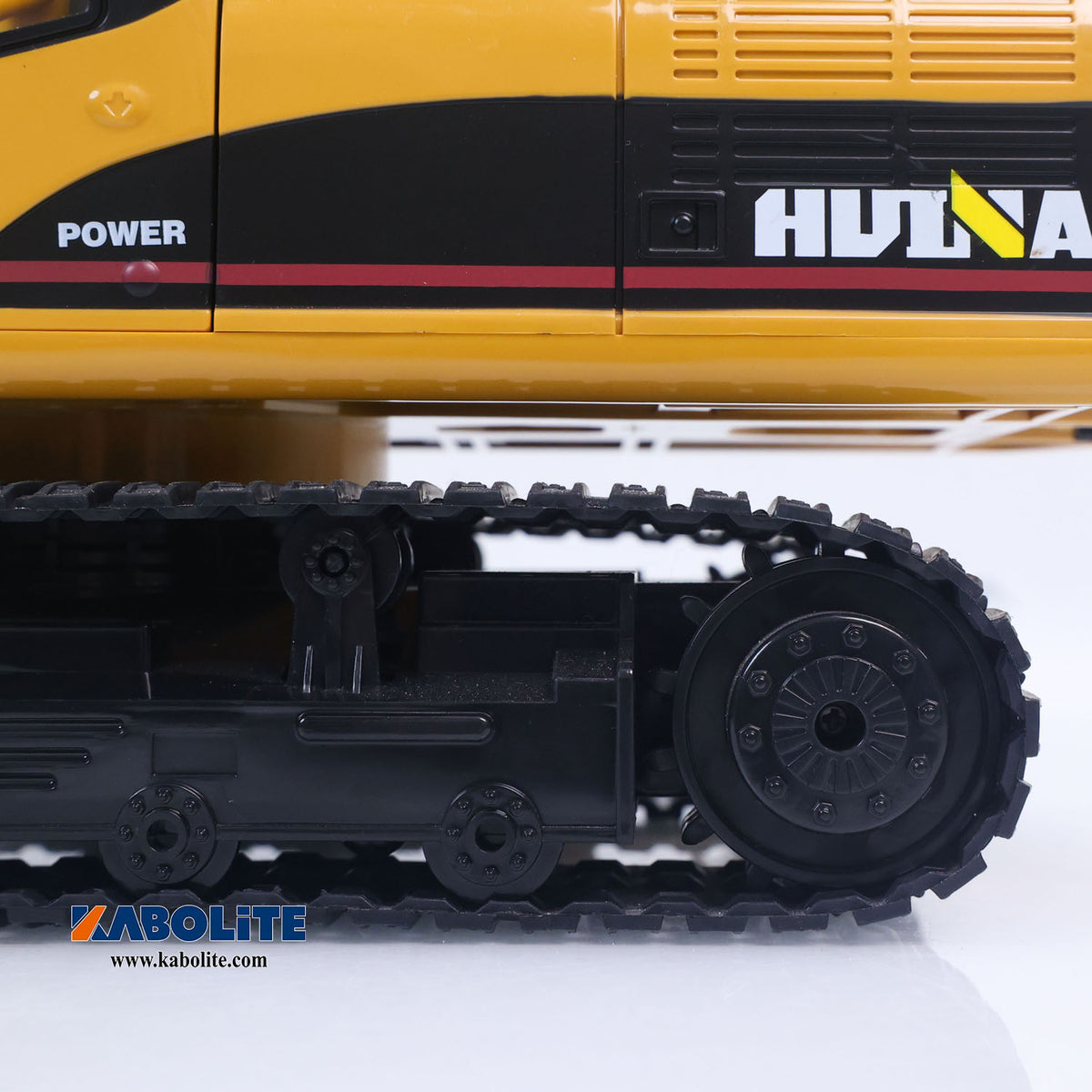 IN Stock HUINA 1572 1/14 RC Tower Crane Construction Vehicle with Light Sound 360 Degree Rotate 2.4G Remote Controller for Scale Machinery Enthusiast