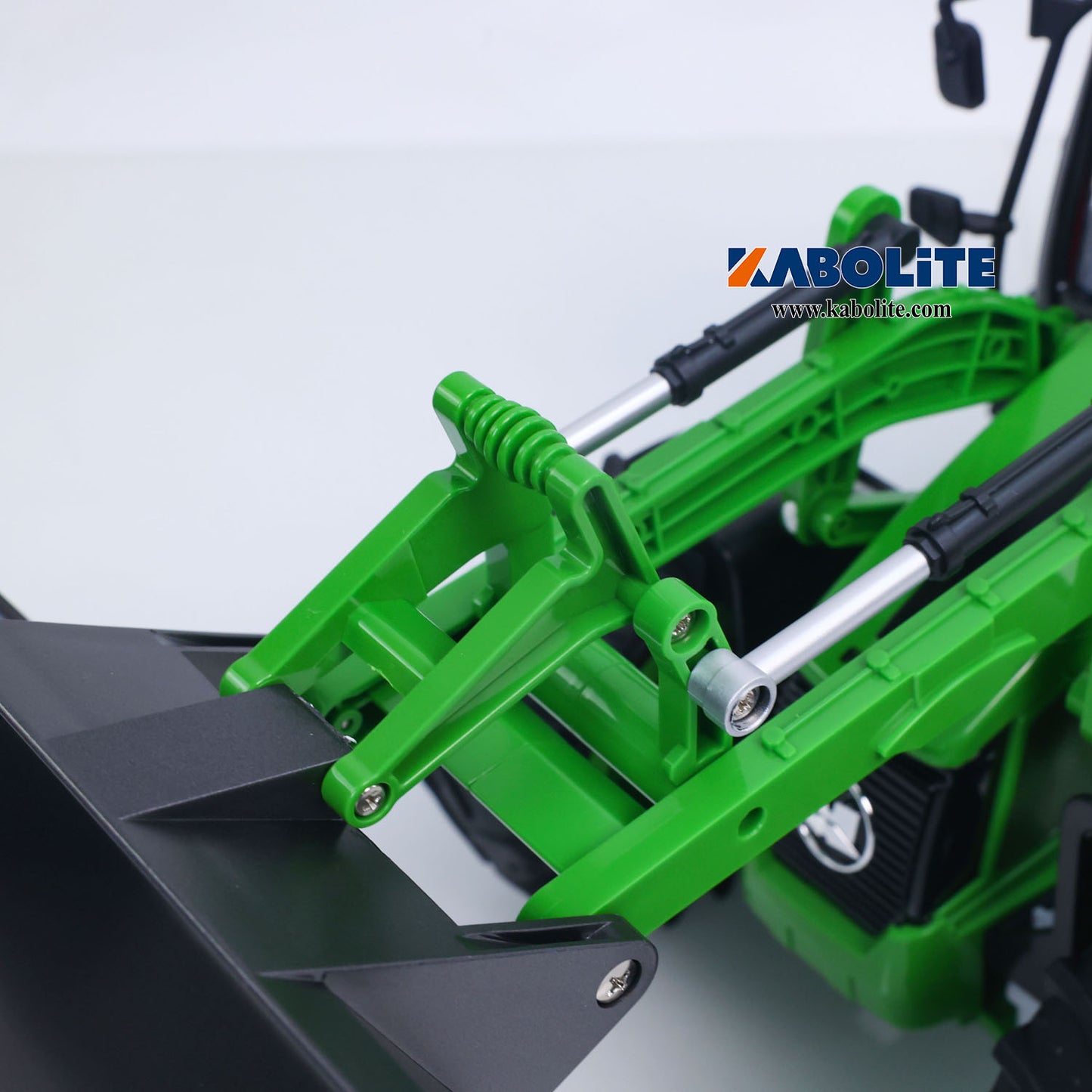 IN Stock HUINA 1579 1/14 Plastic Remote Control Backhoe Loader 2.4G 9CH Digger Model Gift for Engineering Vehicle Hobbyists