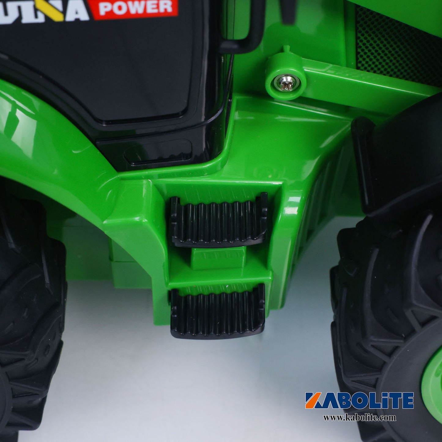 IN Stock HUINA 1579 1/14 Plastic Remote Control Backhoe Loader 2.4G 9CH Digger Model Gift for Engineering Vehicle Hobbyists