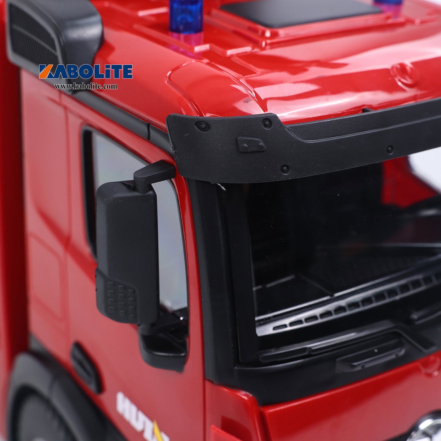 IN Stock HUINA 562 1/14 RC Fire Truck with Water Spray Light Sound 2.4G Remote Controller for Rescue Vehicle Enthusiasts