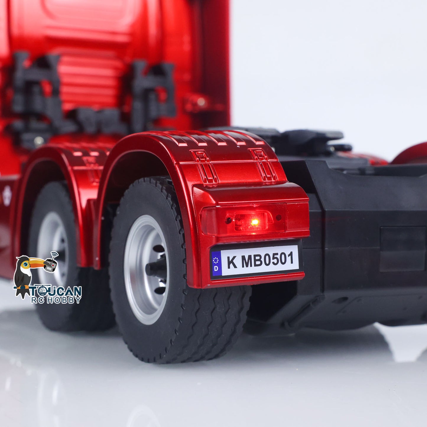 HUINA 770S 1/18 RC Tractor Truck Toys 1501 Model RTR 7.4V Battery Radio 19CH Light Sound Effects Remote Control Lorry Car