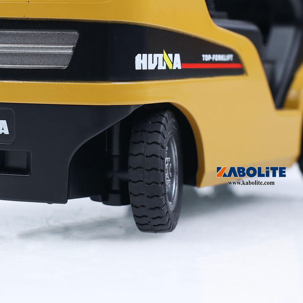 HUINA 9925 1/50 Electric Remote Control Forklift Mini Warehouse RC Model with Light Sound Effect Desktop Display for Collectors