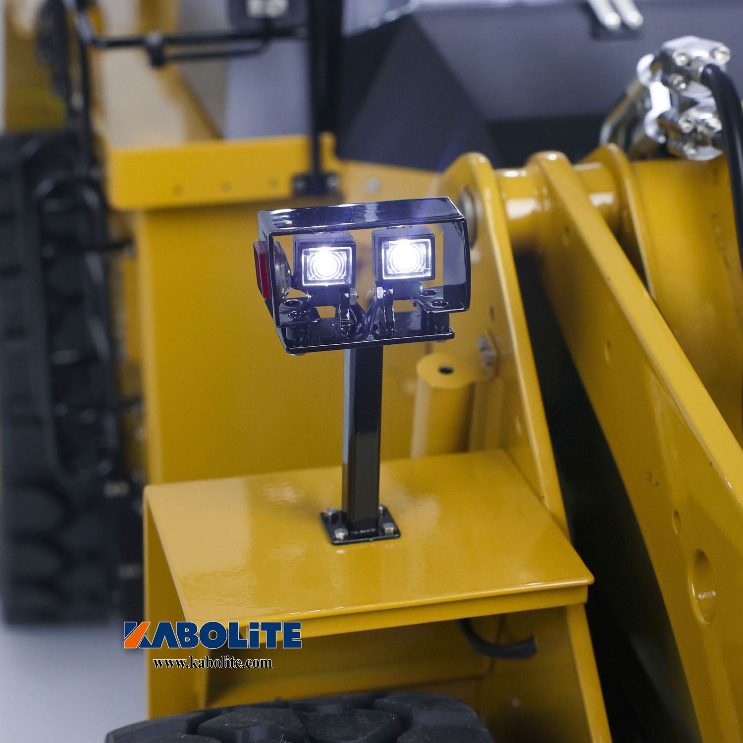 Kabolite K988 1/14 Hydraulic RC Loader with 6CH Reversing Valve