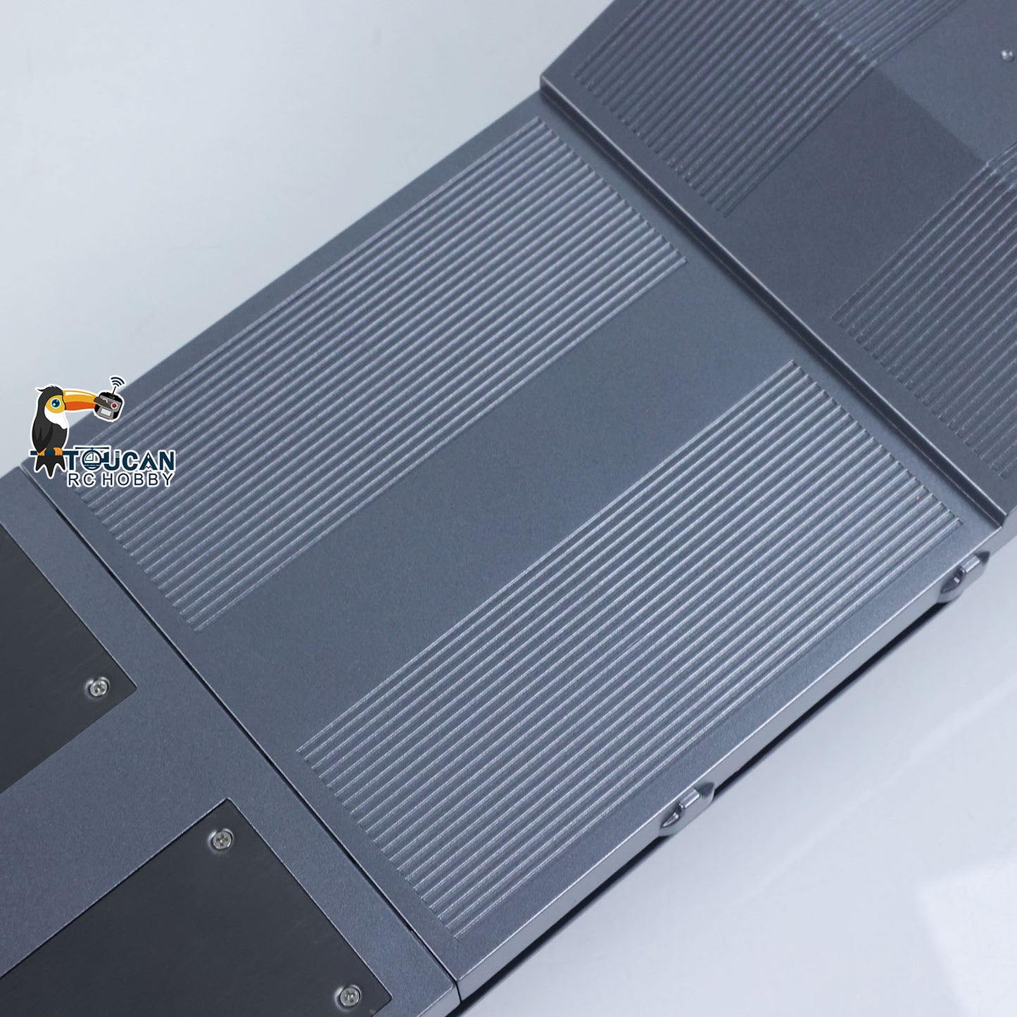 Fast Free Shipping 73.5CM Plastic Semi Trailer Flatbed 1502 for 1/18 Remote Control Tractor Truck HUINA 1501 Electronic Support Legs Tail Board