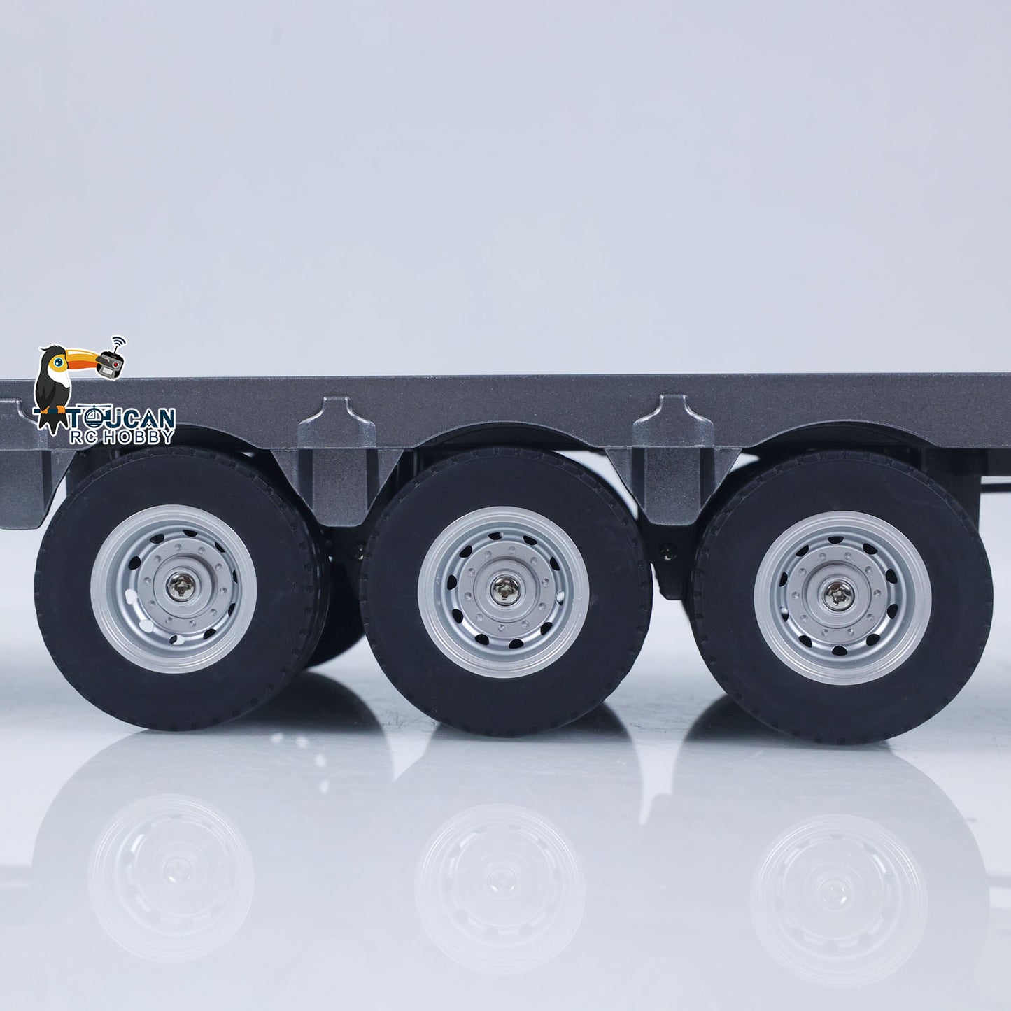 3 Axles Plastic Semi Trailer Flatbed 1502 for 1/18 Remote Control Tractor Truck HUINA 1501 RC Lorry Car Model Upgrade Parts