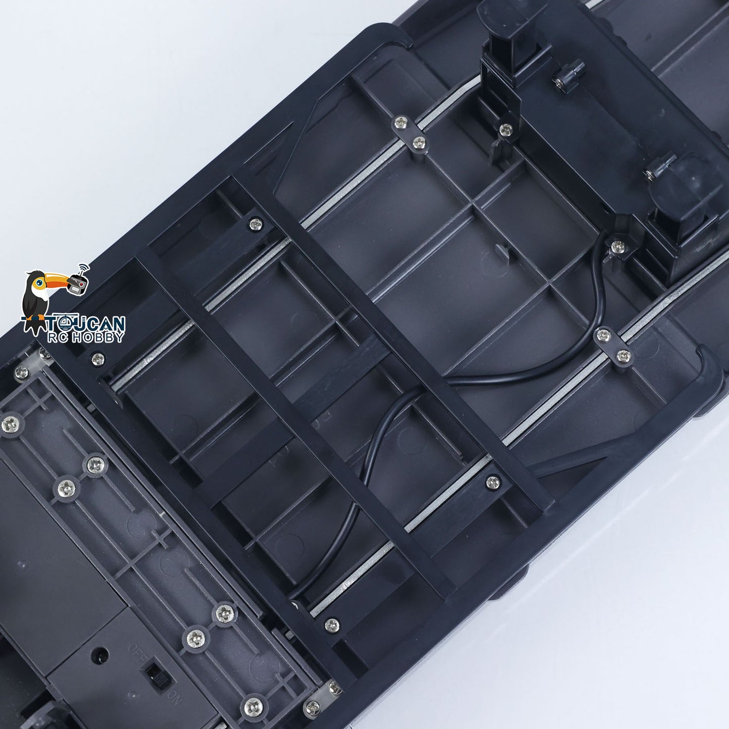 Fast Free Shipping 73.5CM Plastic Semi Trailer Flatbed 1502 for 1/18 Remote Control Tractor Truck HUINA 1501 Electronic Support Legs Tail Board