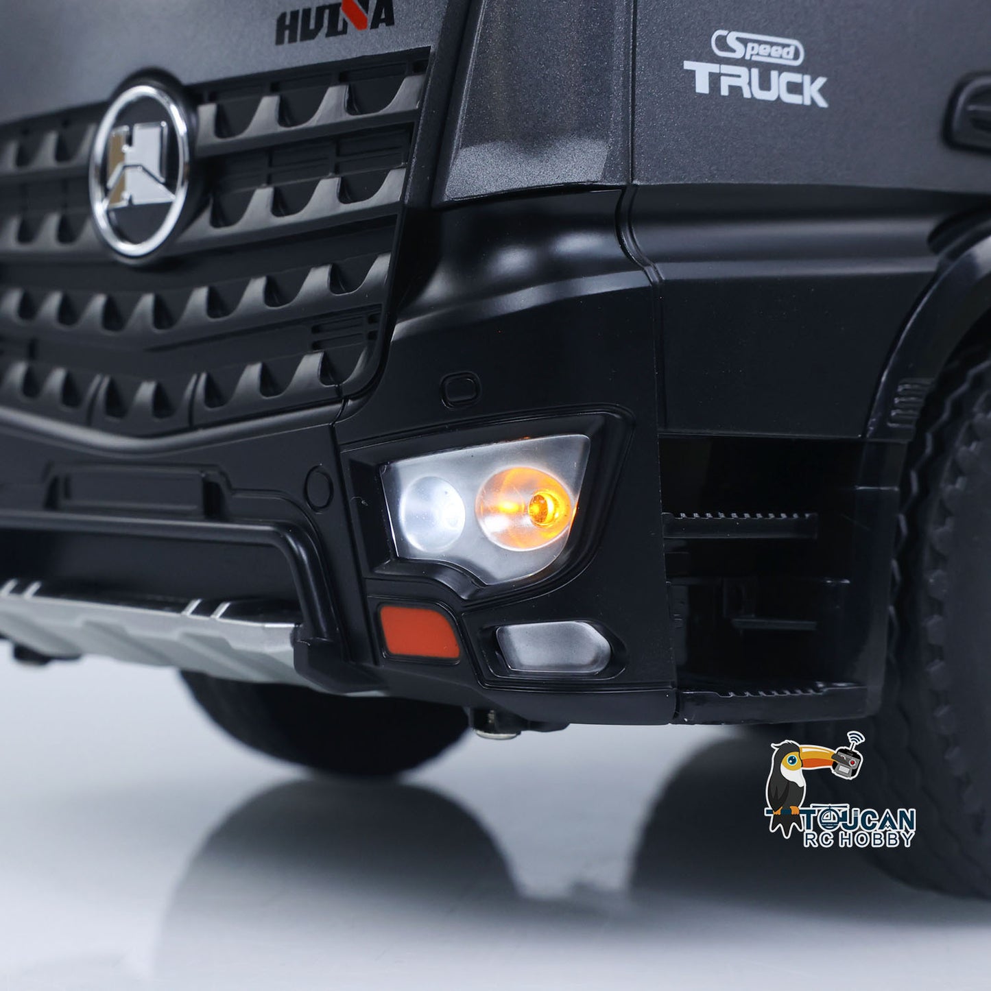 HUINA 1/14 Remote Control Dump Truck 12CH RC Tipper Finished Model Toy Gift RTR Light Sound Effects Radio USB Charging Cable