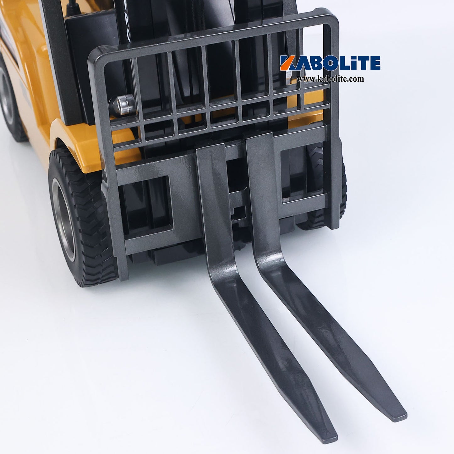 IN Stock HIUNA 577 1/14 Electric Lifting Remote Control Forklift RC Construction Vehicle Model with Hook Pallet Light Sound Effect