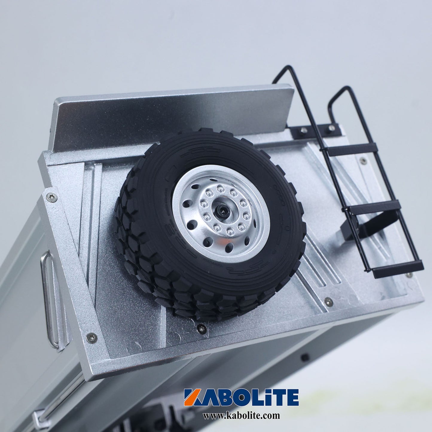 IN Stock HUINA 1598 1/14 Plastic RC Dump Truck with 3 Power Axles Differential Air Suspension Light Sound for Construction Vehicles Hobbyists