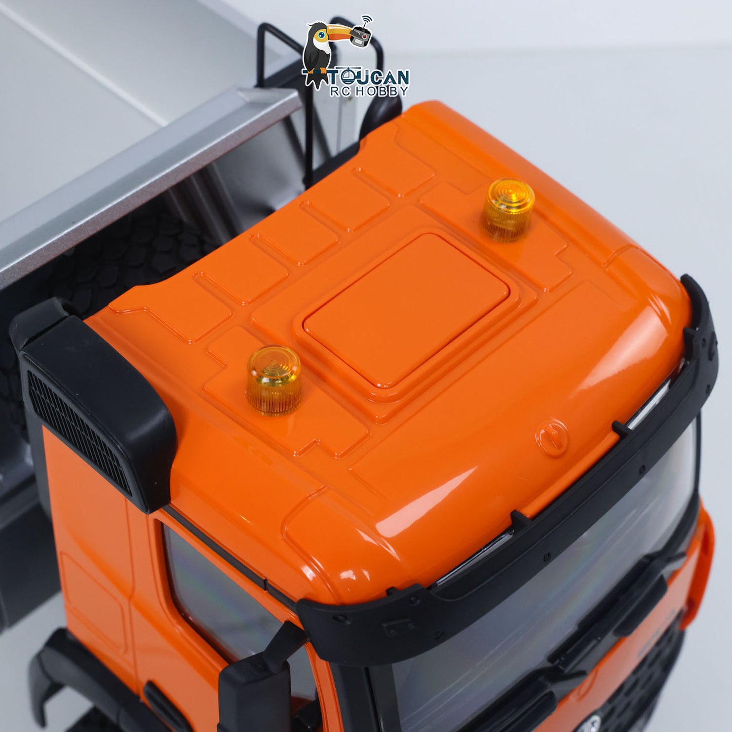 Fast Free Shipping 1/14 HUINA 1598 2.4G Remote Control Dumper 6*6 Engineering Transport Vehicle Lifting Rod Tipper Car Light Sound Battery Toys