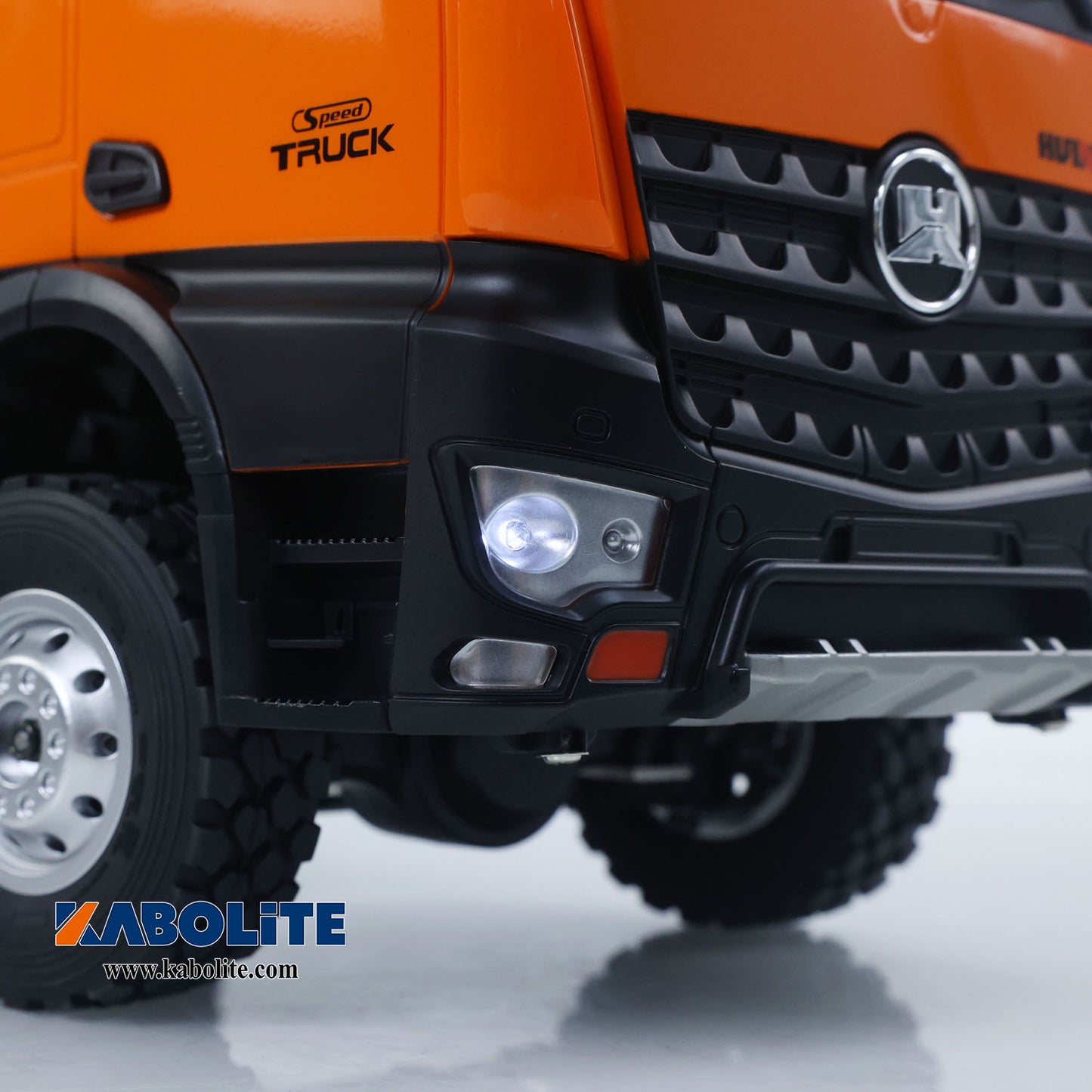 IN Stock HUINA 1598 1/14 Plastic RC Dump Truck with 3 Power Axles Differential Air Suspension Light Sound for Construction Vehicles Hobbyists