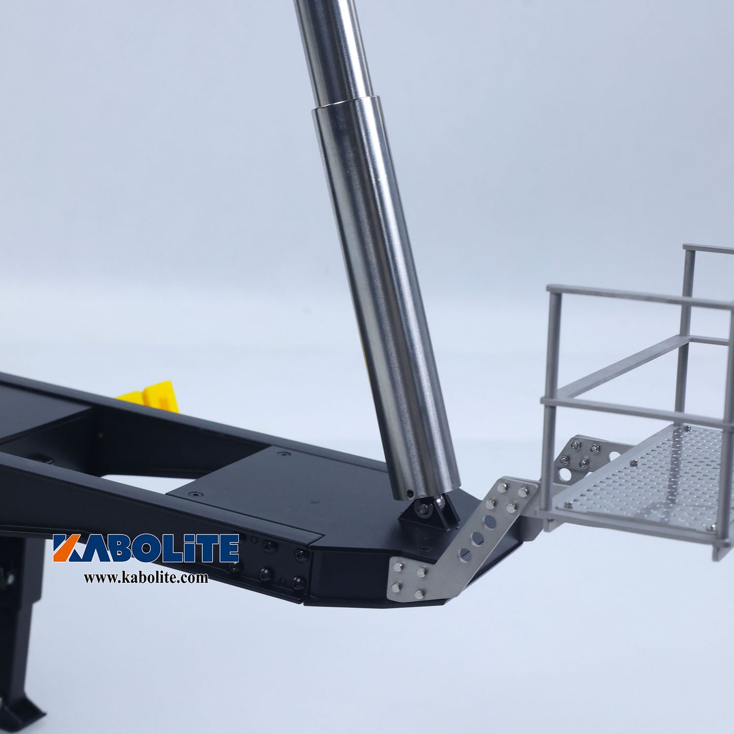 Fast Free Shipping for EU KABOLITE 1/14 Metal RC 3Axles Electric Lifting Semi Trailer Dumper for 5801 Tractor Truck 770S 100 Light Support Leg