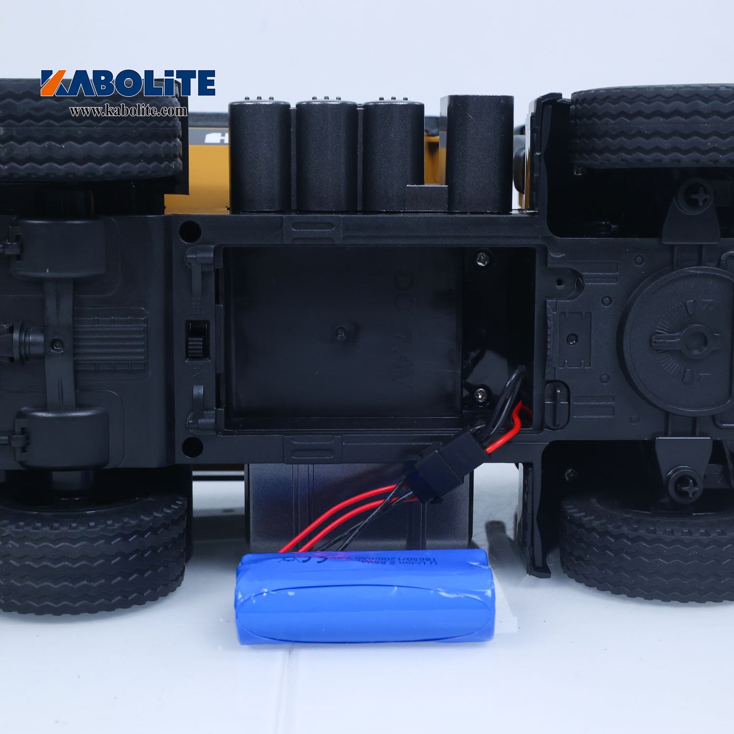 IN Stock 2.4G HUINA 573 1/14 Electric RC Dump Truck Remote Control Tipper Model with Flowing Water Light Sound Effect Gift for Boys
