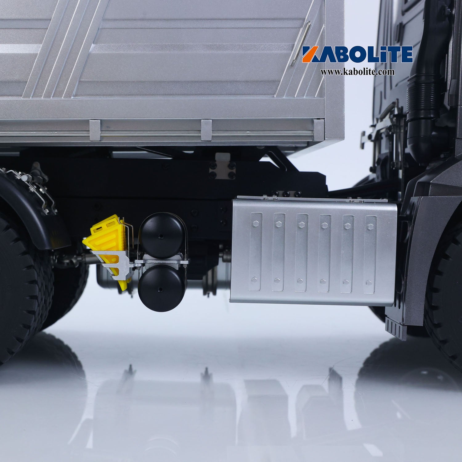 Kabolite 1/14 5702 RC Electric Lifting Dumper For Construction Vehicle Enthusiast Backyard Fun