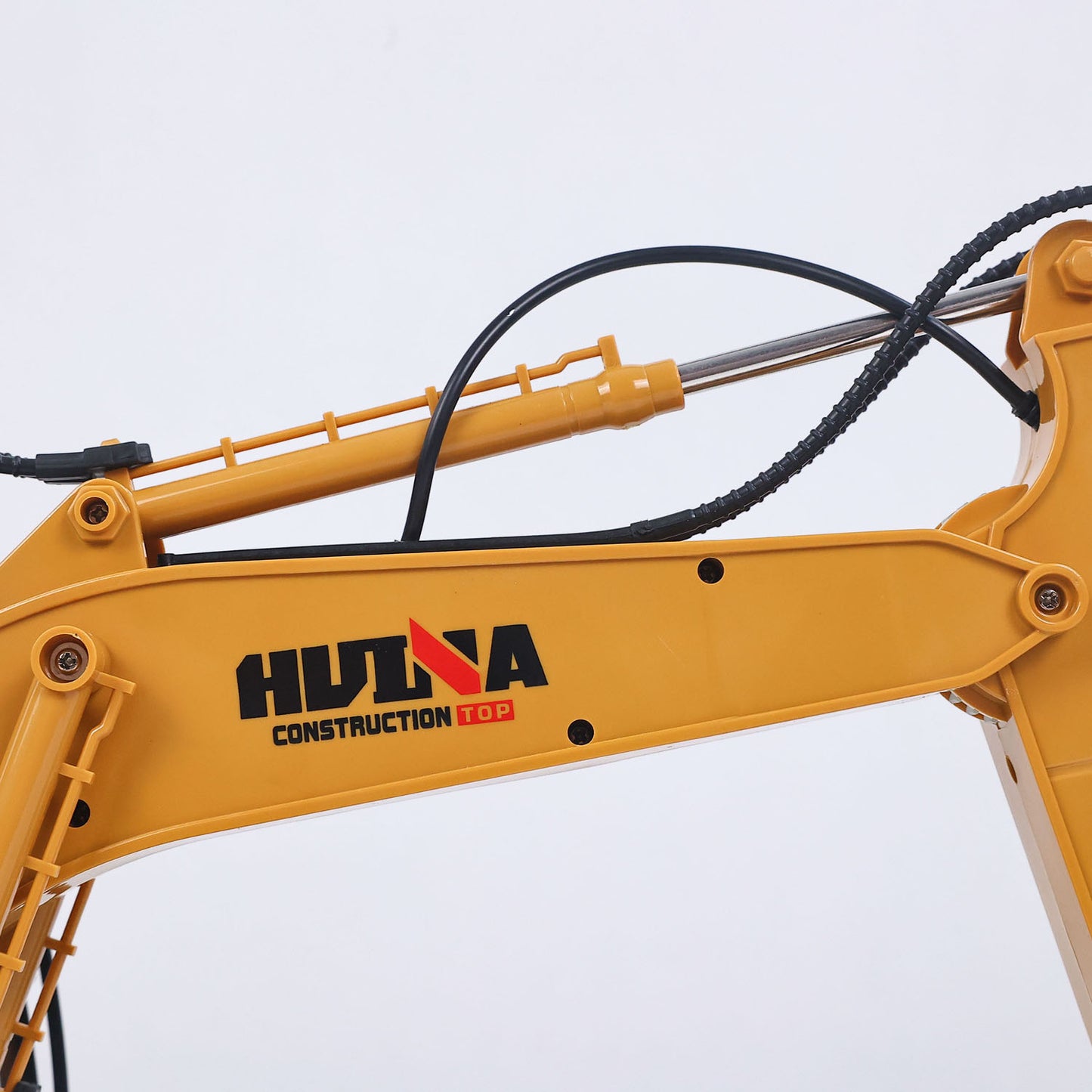 US Stock HUINA 1/14 1535 15CH RC Electric Excavator Remote Control Digger RTR Toy Model 2.4G Radio System Cabin Battery Sound Light Unit