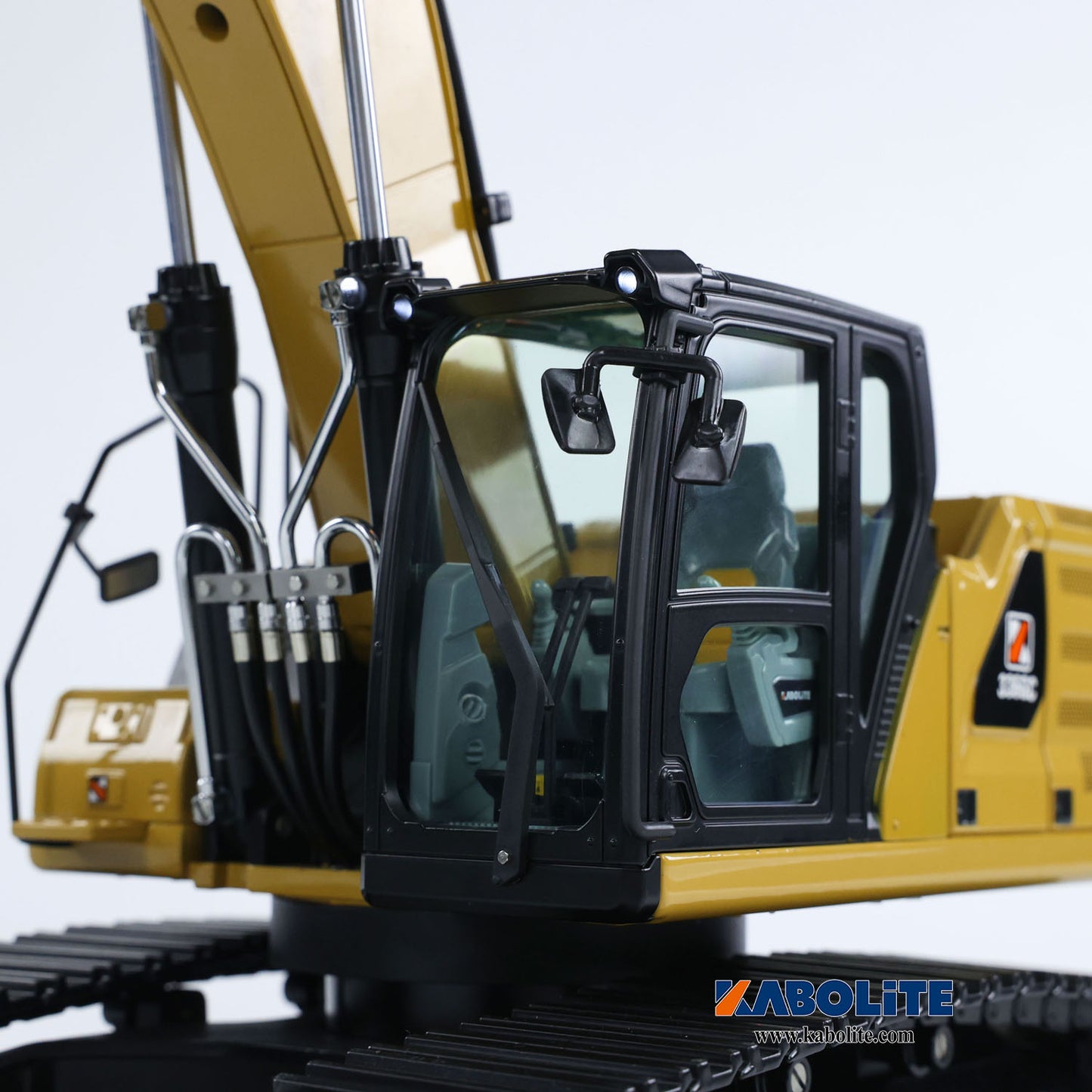 Fast Free Shipping for EU Kabolite K961-100S Pro Hydraulic RC Excavator 1/18 RTR Metal Remote Control Digger FlySky ST8 Radio Construction Model