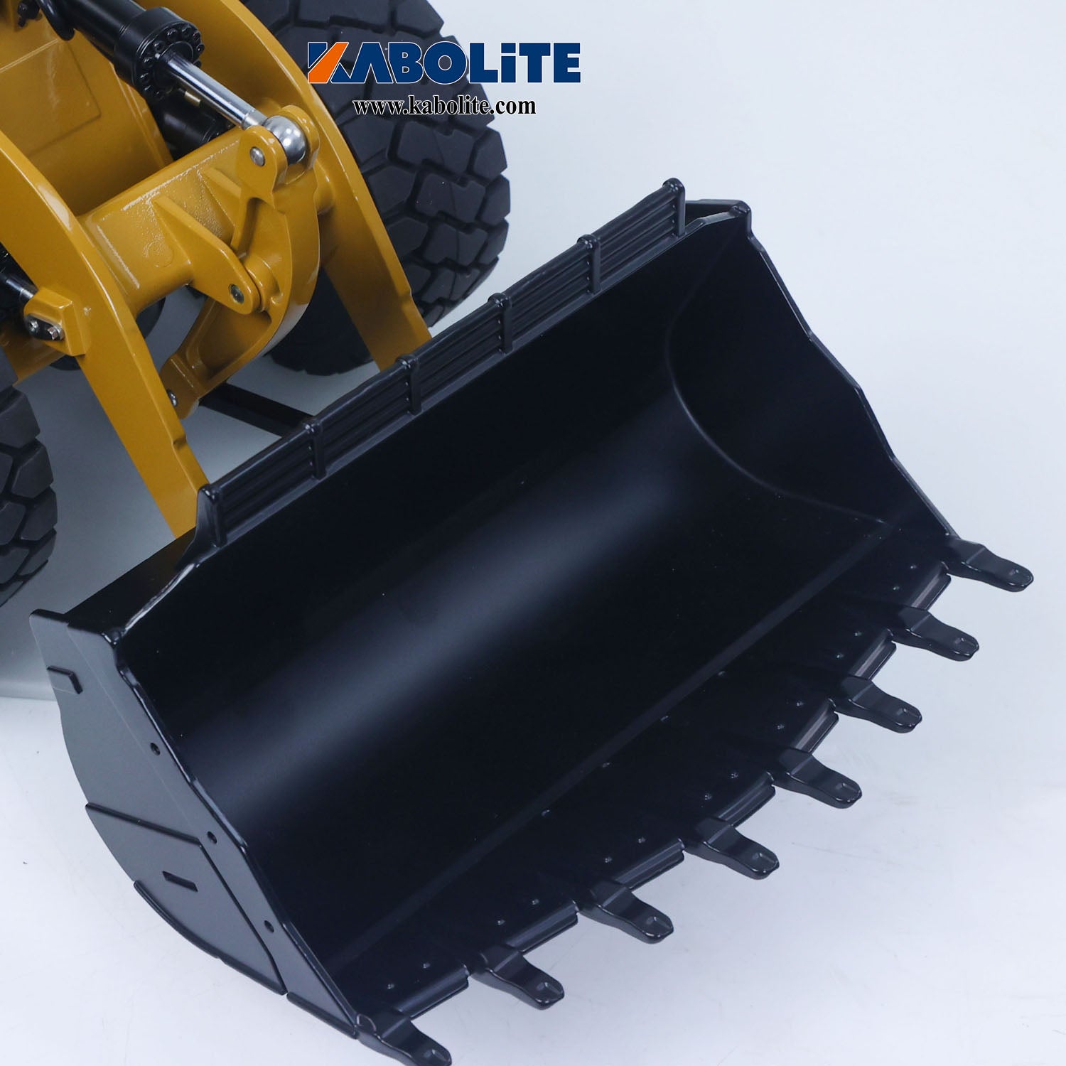 Kabolite K966 1/16 Metal Hydraulic RC Loader Model with FlySky ST8 Radio Controller Light Sound System for Construction Vehicle Hobbyists