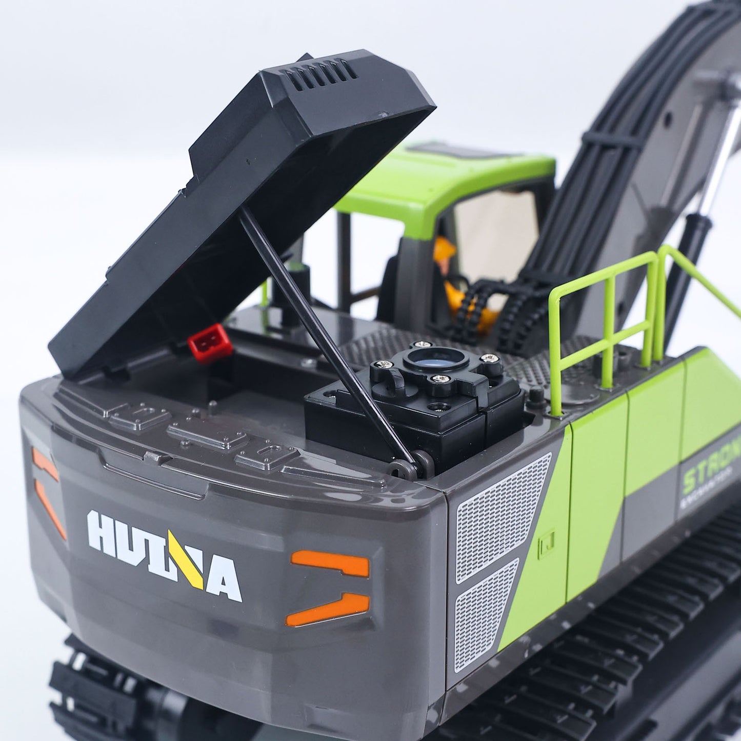 RTR HUINA 1/18 Electric RC Excavator 1661 Remote Control Digger Finished Model Battery Light Effects Metal Bucket No Sound