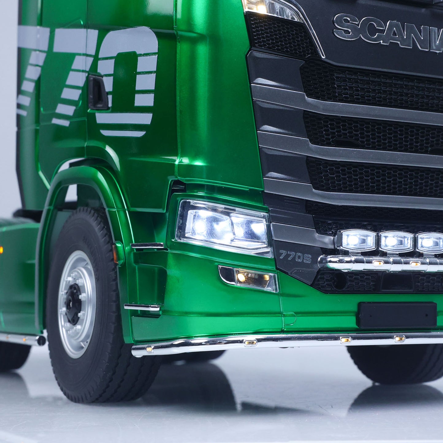 KABOLITE 6*6 Ready To Run 1/14 RC Tractor Truck Remote Control Car Hobby Model Painted Assembled 770S With Light Sound