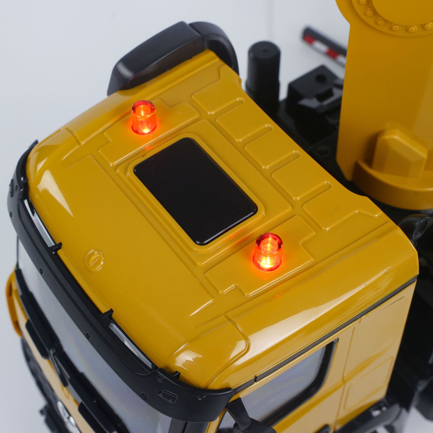 US Stock HUINA 1538 1/14 RC Timber Grab Truck Dumper Remote Control Model Toy Vehicles 2.4G Radio Battery