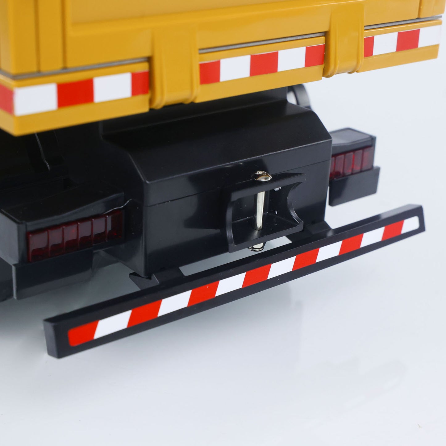 US Stock HUINA 1538 1/14 RC Timber Grab Truck Dumper Remote Control Model Toy Vehicles 2.4G Radio Battery