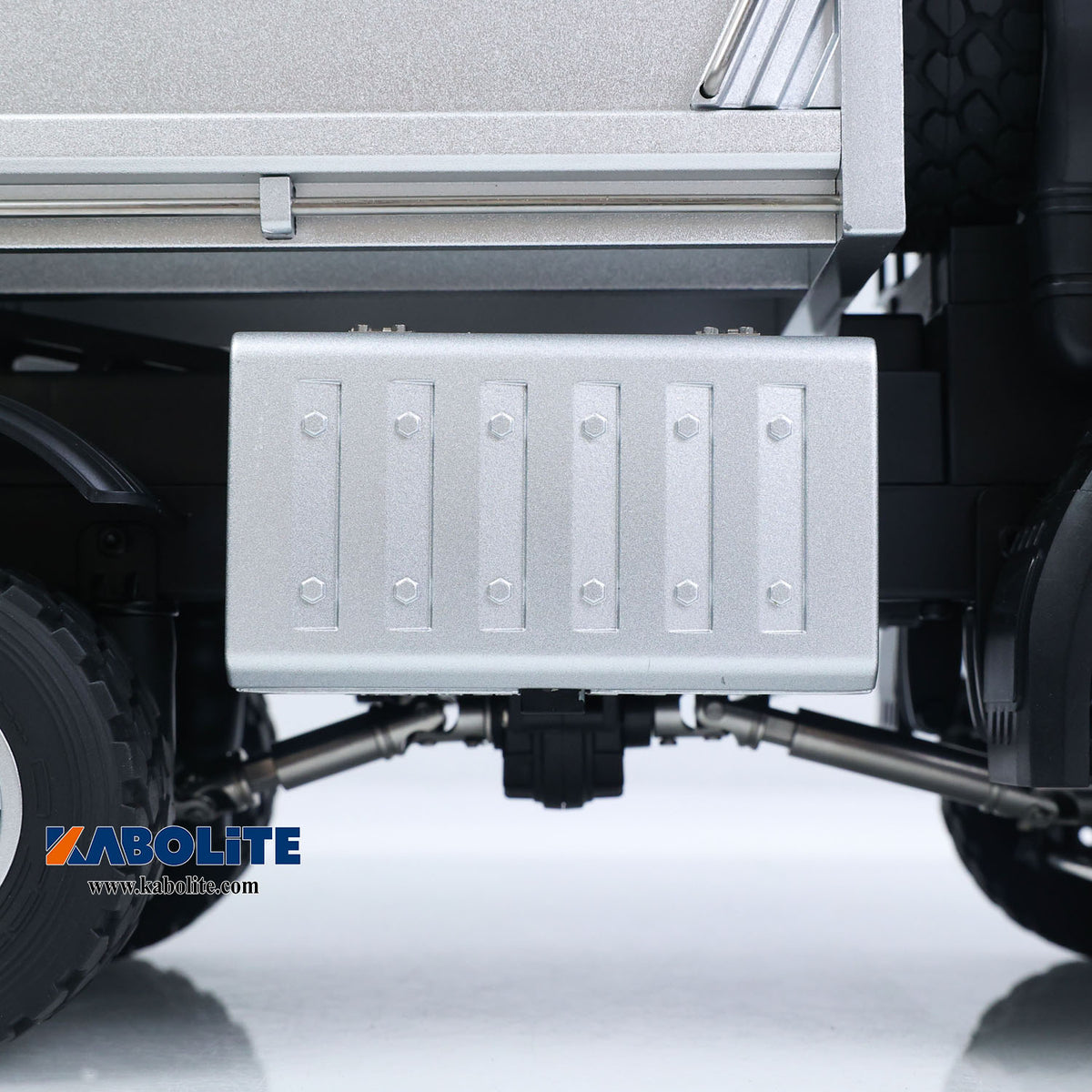 IN Stock HUINA 1598PRO 1/14 6X6 Metal Remote Control Dump Truck Engineering Vehicle Electric RC Tipper Model with Light Sound System