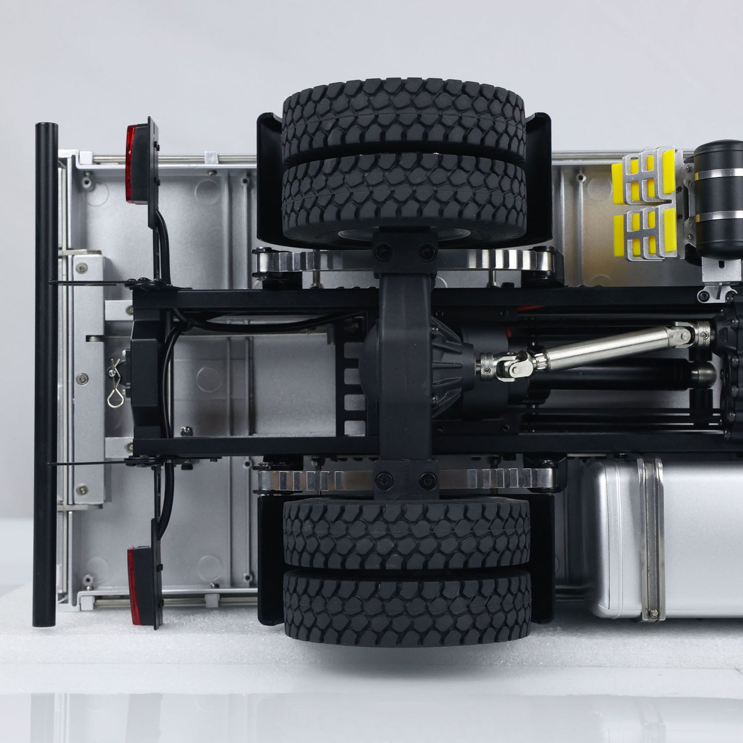 EU Stock Kabolite 1/14 5701 4x4 RC Dumper Truck Model 2 Speed Gearbox 3 in 1 Mainboard Radio System Servo Motor Light Sound