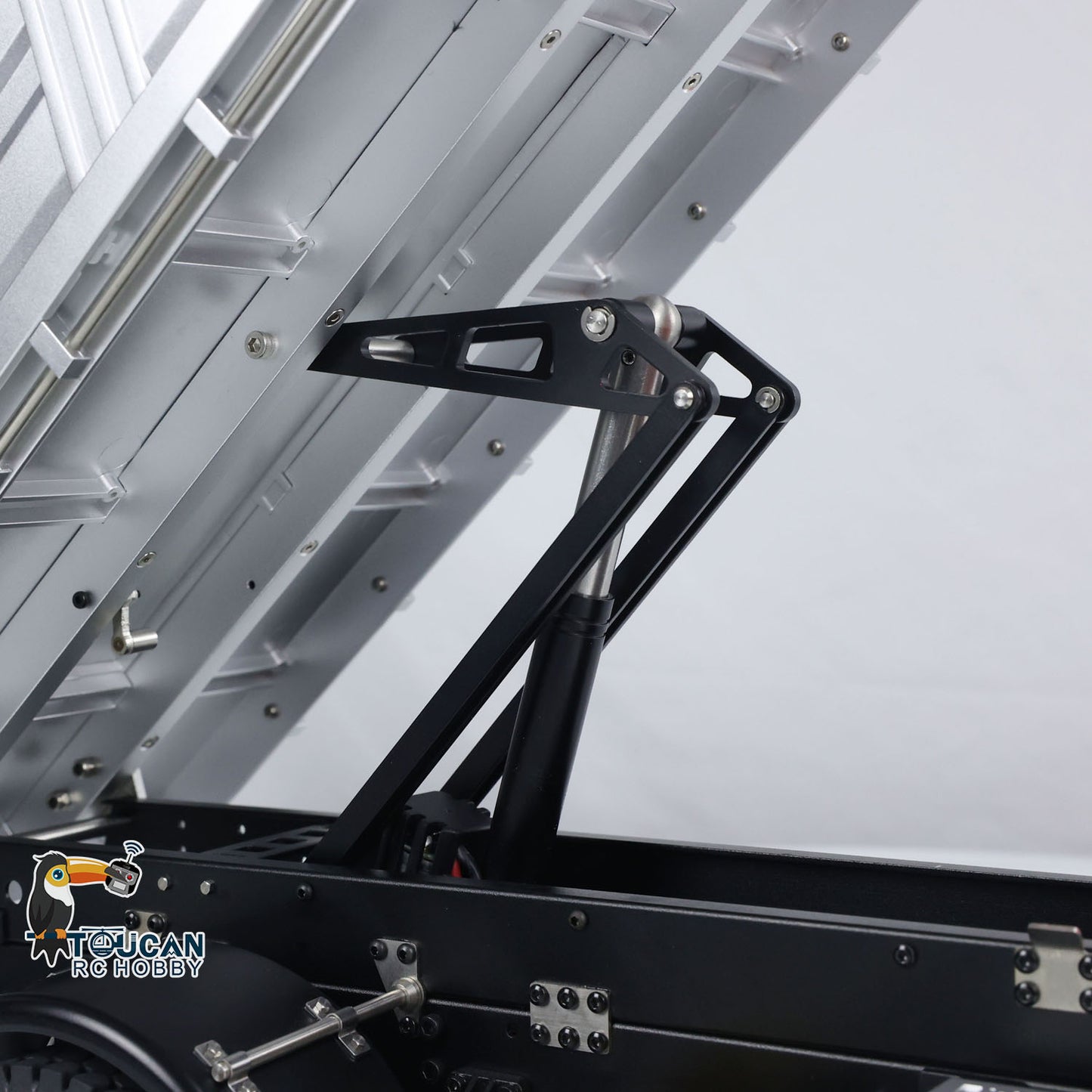 Flash Sale US Stock 1/14 Kabolite 5701 RC Dump Truck 4x4 Remote Control Dumper Car Sound Light Model