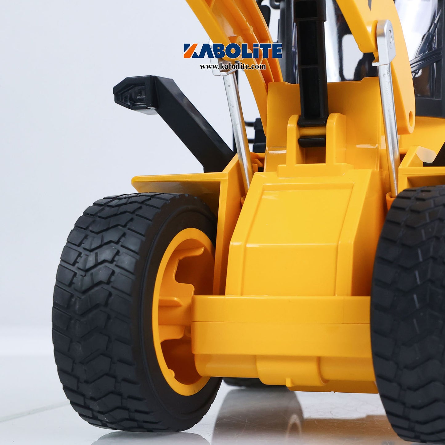 IN Stock HUINA 552 1/16 Half Metal Electric Remote Control Loader Mini RC Engineering Vehicle Model Radio Lights Sounds Effects