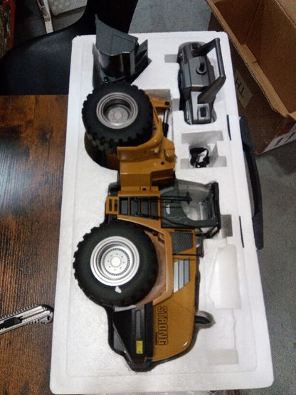 Fast Free Shipping Second Hand US Stock HUINA 1/14 1583 Electric Lifting RC Loader Lights Sound for Construction Vehicle Enthusiast
