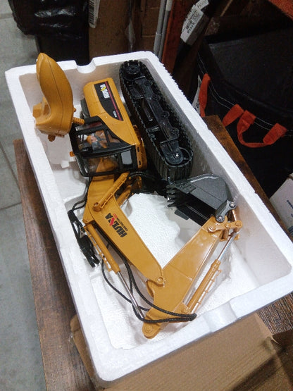 Fast Free Shipping Second Hand US Stock HUINA 1535 1/14 Electric RC Excavator Remote Control Digger Sound Light Effects for Construction Vehicle Enthusiast