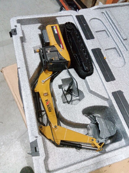 Fast Free Shipping Second Hand US Stock HUINA New Upgrade 580 1/14 Metal Excavator Model Engineering Vehicle Electric Ball Grabber 360 Rotating Shear Claw Sound Lights